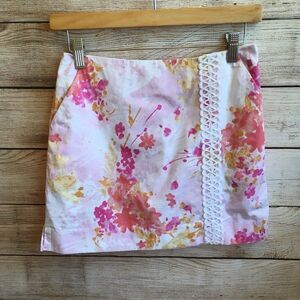 SYDNEY ELIZABETH SKORT IN PINK FLORAL PRINT